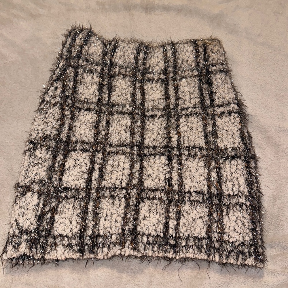 Endless rose size small skirt